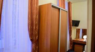 Гостиница Ганза Великий Новгород Стандартный двухместный номер с 1 кроватью-2